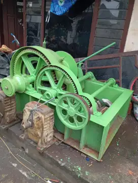 Winch pancang double drum kapasitas 3ton