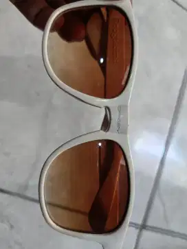 Kacamata Oakley Frogskin Made in USA