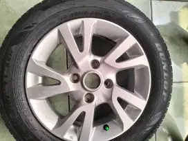 JUAL MURAH VELG & BAN RING 15 , 185/65 EX TOYOTA AVANZA RP. 1.5 JUTA