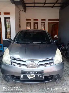 Grand livina sv 2012 matic