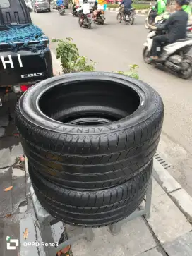 Mj ban 305/40/R20 Bridgestone Alenza 001 RFT 2pcs 90% hub lwat Wa gan