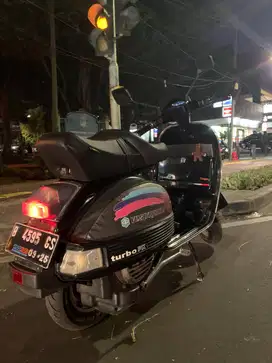 Vespa PX 150 (LOOK NEW PX)