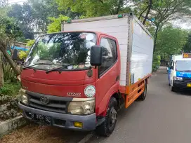 Toyota Dyna 110ET box almn 2010