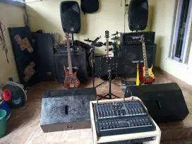 Sewa alat musik