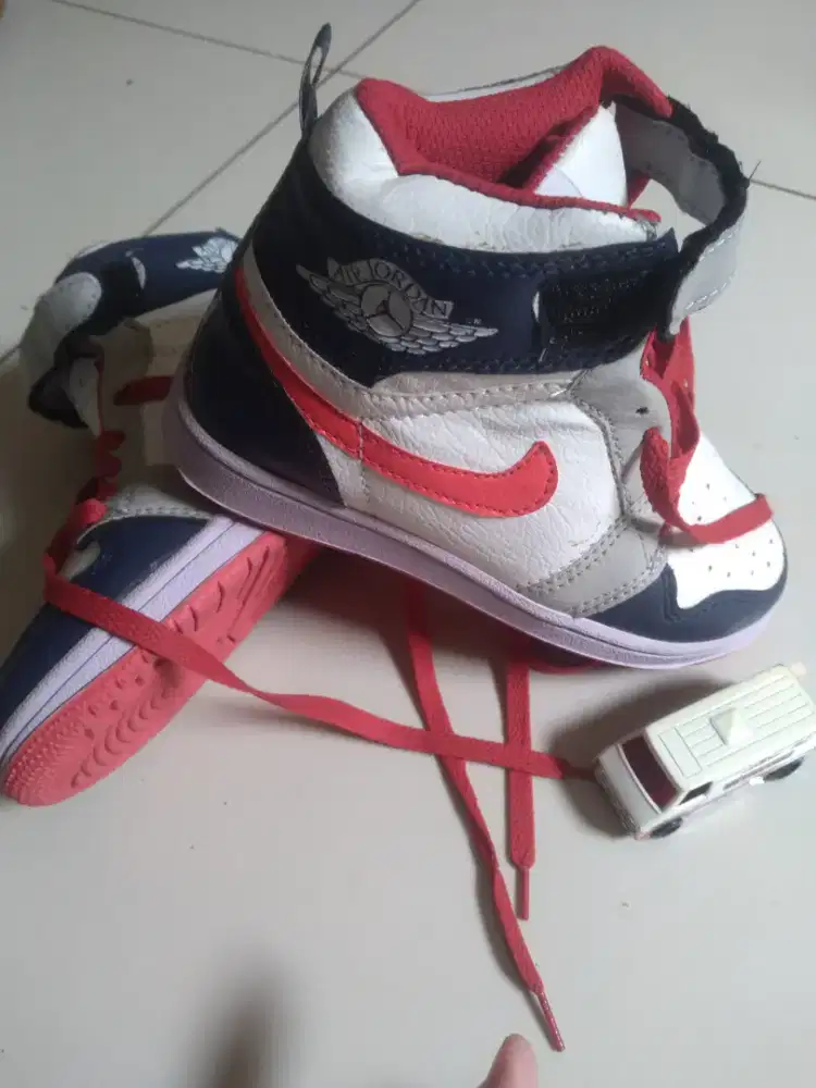 Sepatu anak merekAir jordan