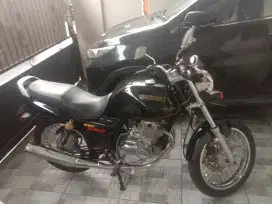 Suzuki Thunder GSX 250cc