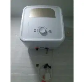 WATER HEATER LISTRIK ELECTROLUX EWS151DXDWM 0.5KW 15L