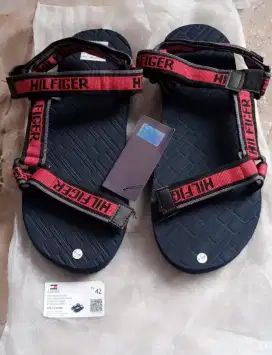 Sandal Gunung TOMM HILFINGER Slide light Original Made in Thailand