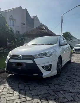 Yaris TRD Sportivo 1.5 Bensin - AT 2014 White