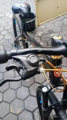 Sepeda gunung MTB Vengeance ukuran 29 normal tinggal pakai