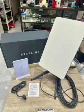 Starlink kit satellit