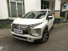 like new - MITSUBISHI XPANDER 1.5 CROSS PREMIUM PACKAGE A/T 2020 PUTIH