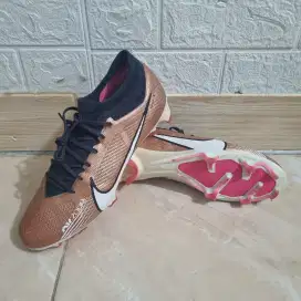 Sepatu Nike Zoom Vapor 15 PRO FG Size 44