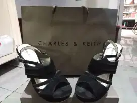 CHARLES & KITH  HIGH HEELS