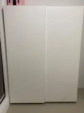 Ikea - Lemari Pakaian