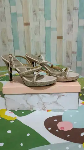 Sandal Heels Elizabeth Size 38