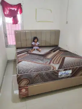 Divan Dipan Tempat Tidur Minimalis Bergaransi  Gratis ongkir,busa COD