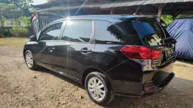 Rental mobil mingguan bulanan