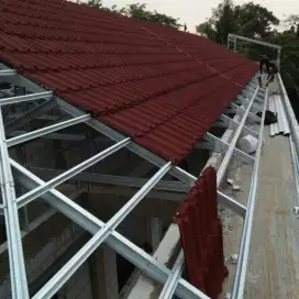 Baja ringan [0.75 SNI] renovasi bongkar pasang atap lama pasang baru