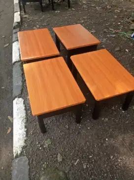 Meja panjng lesehan