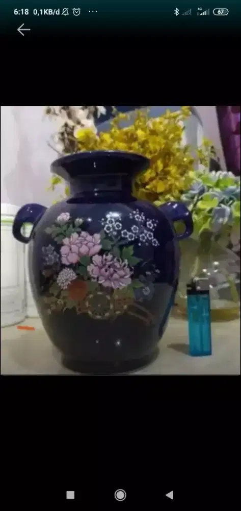 Vas keramik lawas