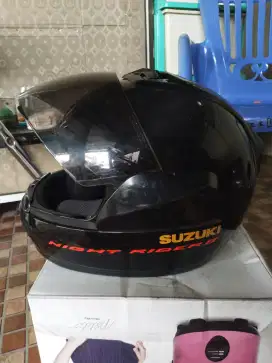 Helm mulus tidak pernah dipakai