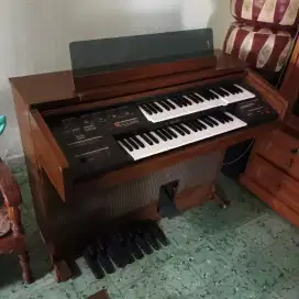 Yamaha Electone me 200 organ piano keyboard