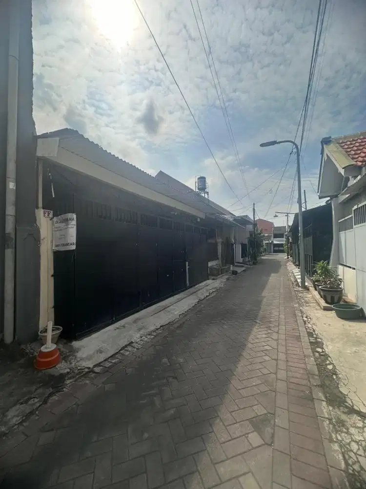 Jual rumah darmo indah selatan