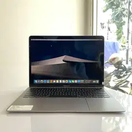 Macbook Air 2019 RAM 16/256 GB Intel Core i5