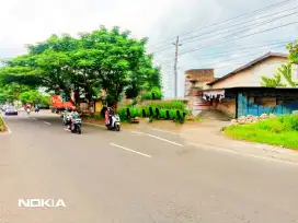 Gudang Strategis Siap Pakai akses kontainer lokasi jati jaten Kra.