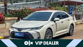 [VIP Dealer] Toyota Corolla Altis 1.8L HYBRID Facelift 2019 LOW KM