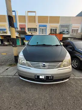 Nissan Serena 2011 Bensin