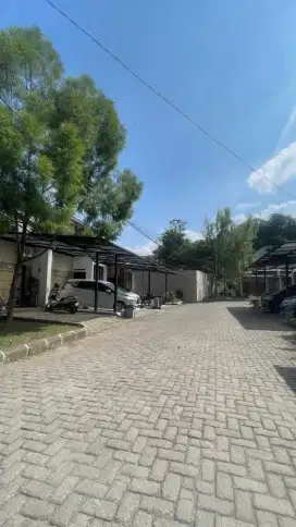 Disewakan sebuah rumah tinggal