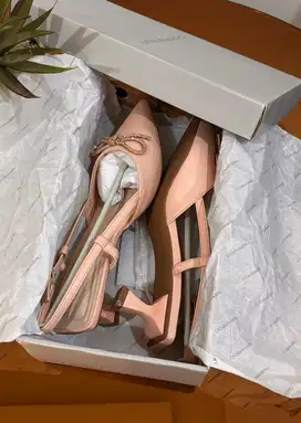 Urban & co heels pink muda baru