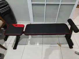 Bench gym merek domyos