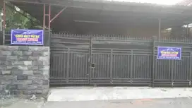 Kost mahasiswa/karyawan di utara stadion maguwo (khusus muslim)