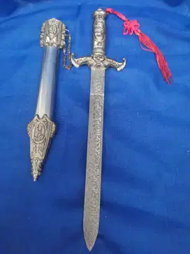 Belati Antik Eropa