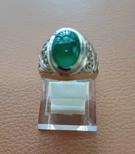 Cincin batu bacan doko gulau