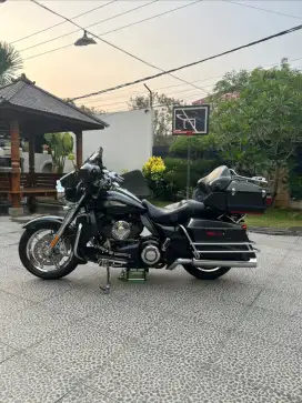 Ultra Classic CVO Anniversary 110 Tahun 2013