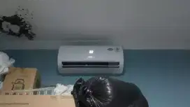 AC Midea MSAF ½ PK seri terbaru