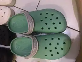 sandal sepatu crocs 42-43-44