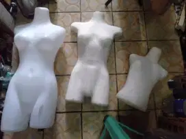 Se paket boneka baju ex toko tutup mgkn ada yg perlu murah sj deh