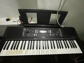 Keyboard yamaha