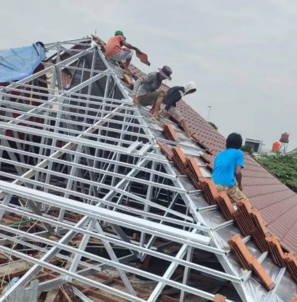 Atap Gudang Baja Ringan Terpasang