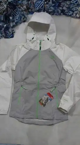 JAKET OUTDOOR ORIGINAL BERKUALITAS