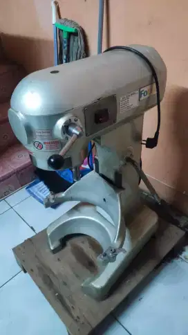 Mixer planetary 20l merk Fotec rusak korslet