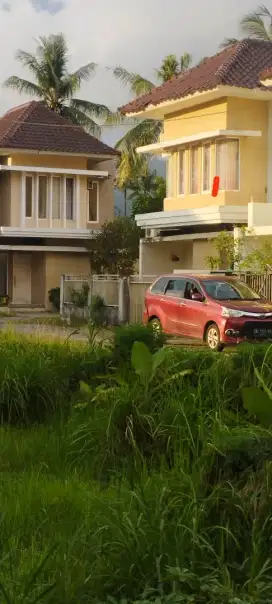 Rumah daerah senggigi dijual