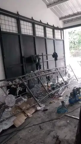 Jasa tukang las panggilan dan bangunan