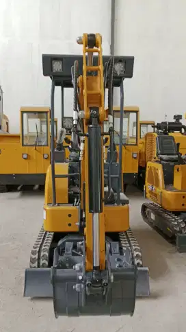 Excavator hw. 17 untuk di 1,7 ton