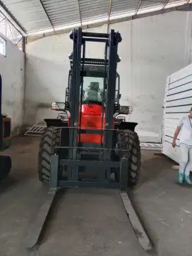 Forklift 3,5 ton terrain